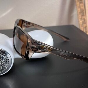 OAKLEY TWITCH 03-566  Brown Translucent Polarized Sunglasses